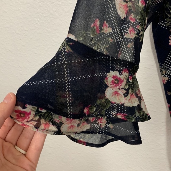 Charter Club Boho Navy Floral Plaid Lined Sheer Blouse Size L - Picture 4 of 6